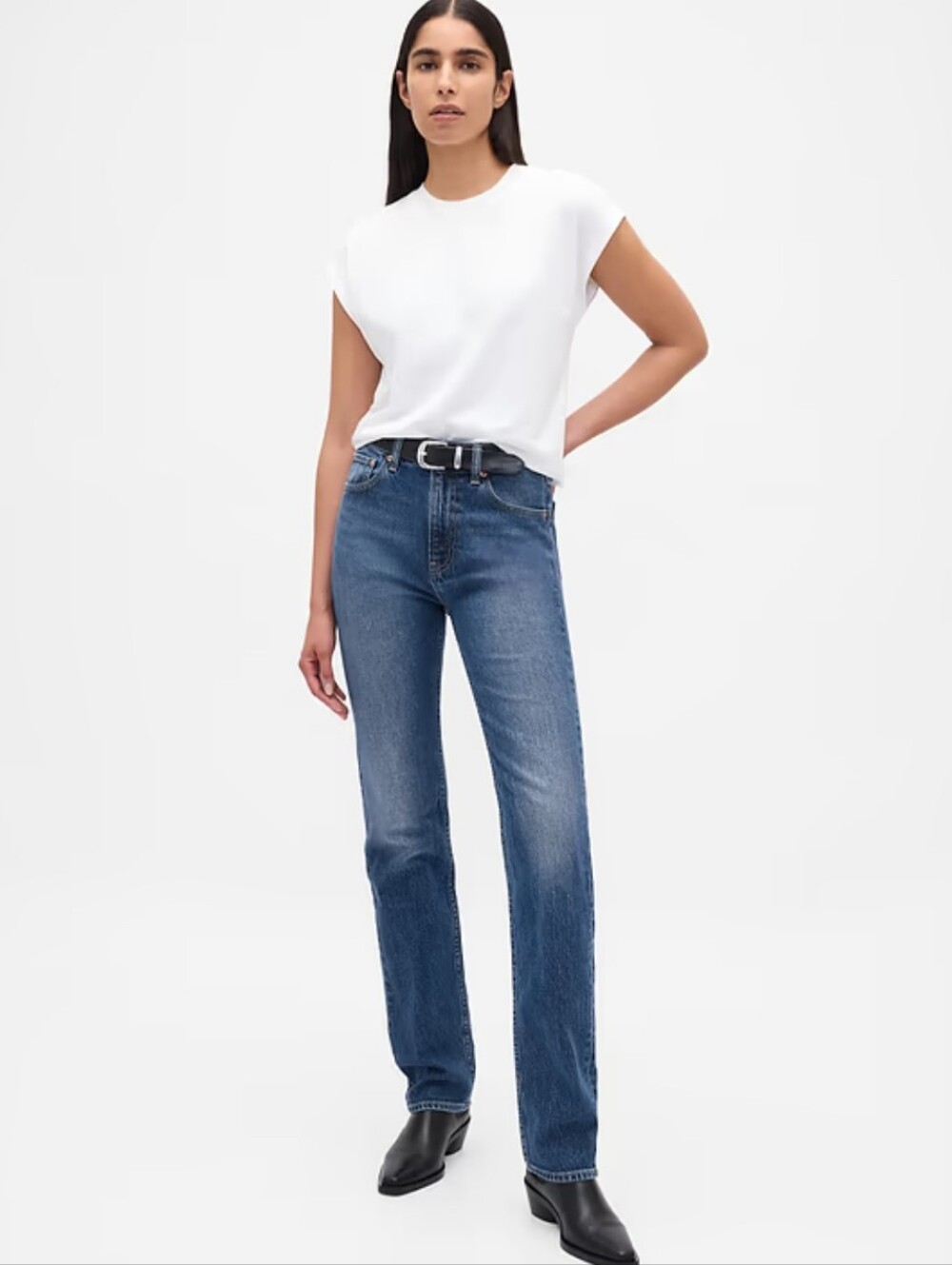GAP 90s Straight Women's Straight-Leg Jeans in Medium Blue